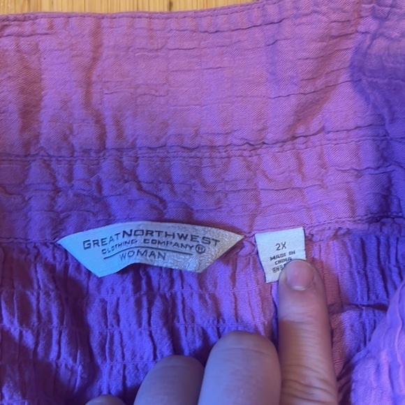 Collard Pleated Purple Tank - Picture 2 of 3